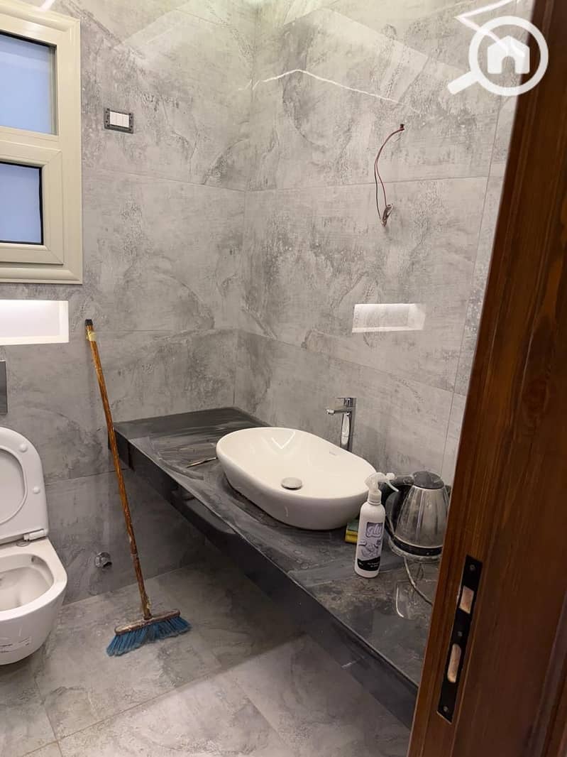 24 WhatsApp Image 2025-12-22 at 4.34. 37 PM. jpeg