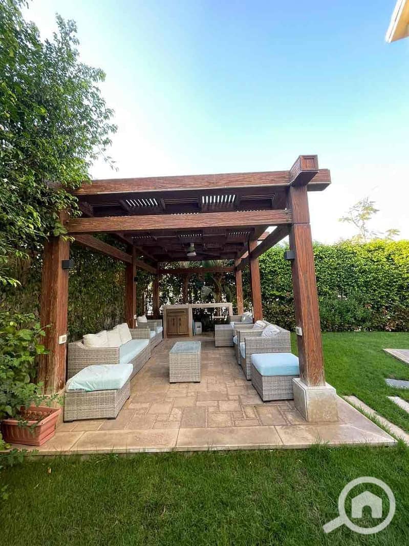 4 f6a211b5-238c-450b-bebd-09bd38f2e521. jpg