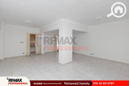 فلیٹ 3 غرف نوم للبيع في لوران، الإسكندرية - 1. jpg