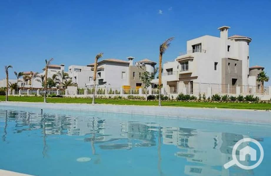 7 c35e8c0a-fd86-4049-9232-b6774bdc09aa. jpg