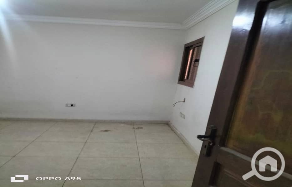 2 WhatsApp Image 2025-12-20 at 2.21. 56 PM_1400x900. jpg