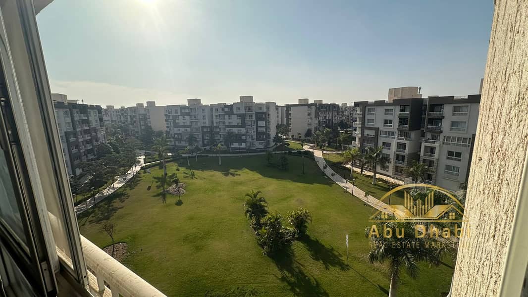 2 0721a775-066a-4a6d-8575-f1d90db8a472. jpg