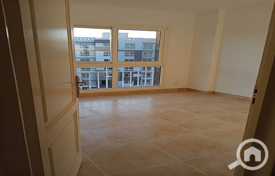 9 f3fa006f-e396-474f-a281-5be4ab5726b4. jpg