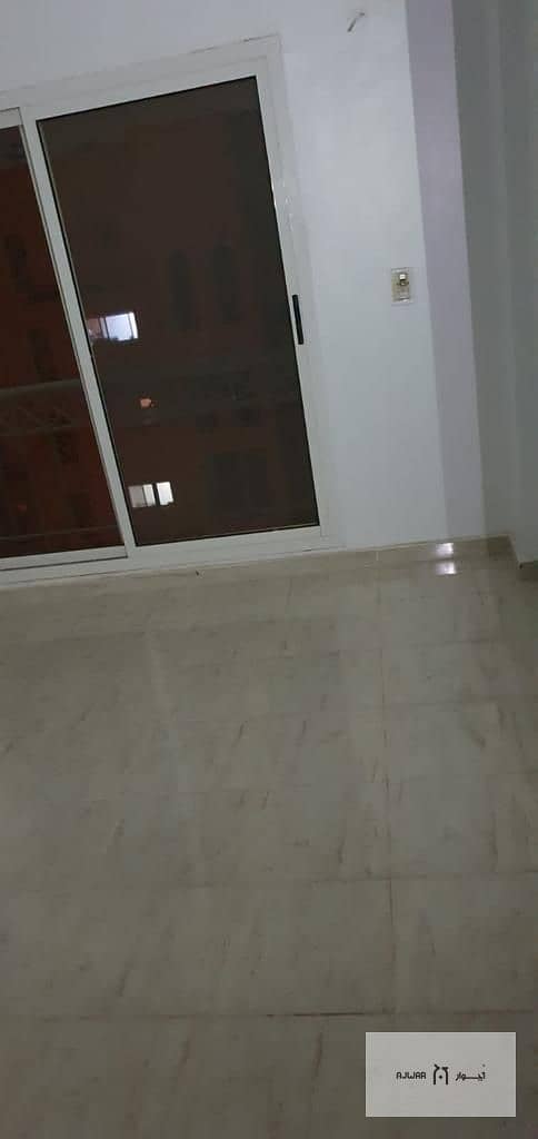 3 8f975e84-7e09-435f-ba6d-e2c002af3a1f. jpg