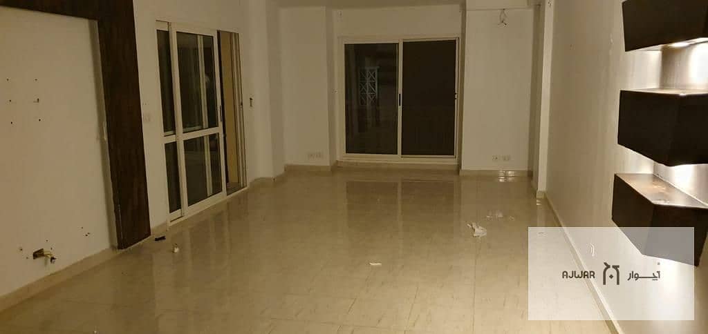 4 983aaf89-938d-412d-872e-bed0ee1f60e3. jpg