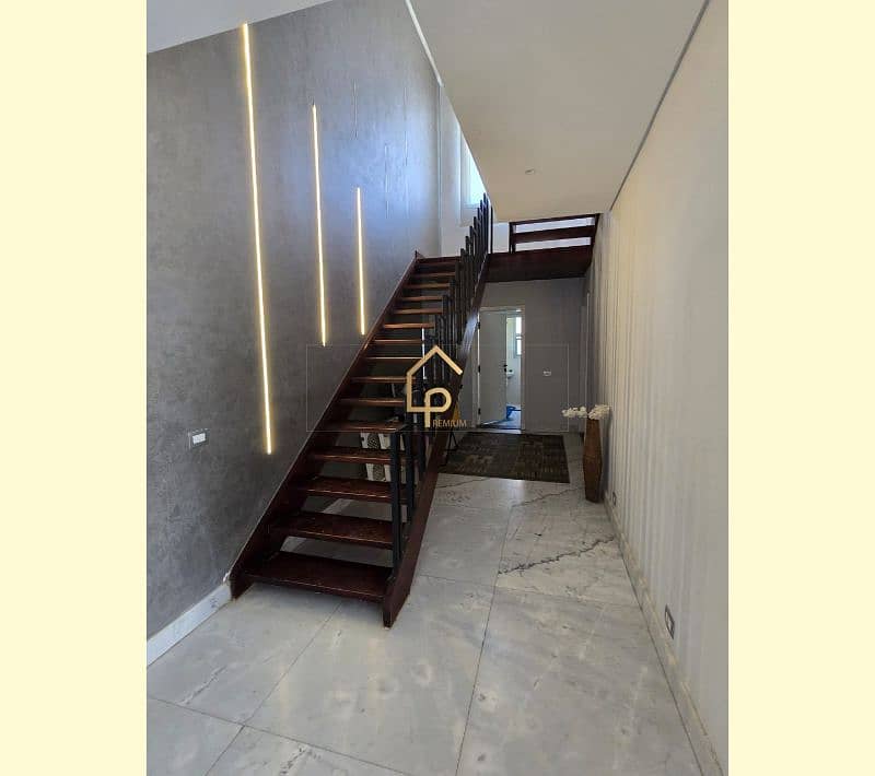 8 WhatsApp Image 2025-12-21 at 11.04. 03 PM (2). jpg