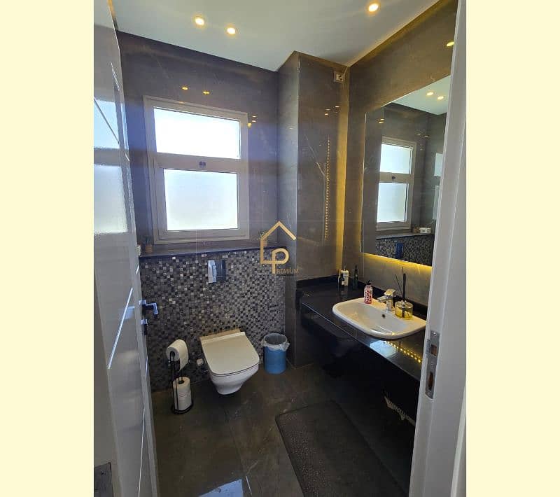 10 WhatsApp Image 2025-12-21 at 11.04. 05 PM. jpg