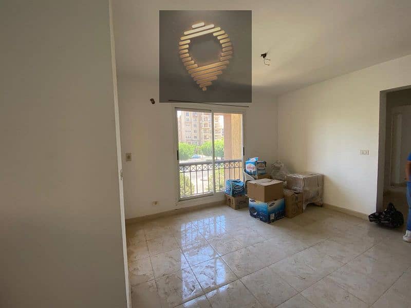 5 WhatsApp Image 2025-12-14 at 16.44. 48_41315a67. jpg