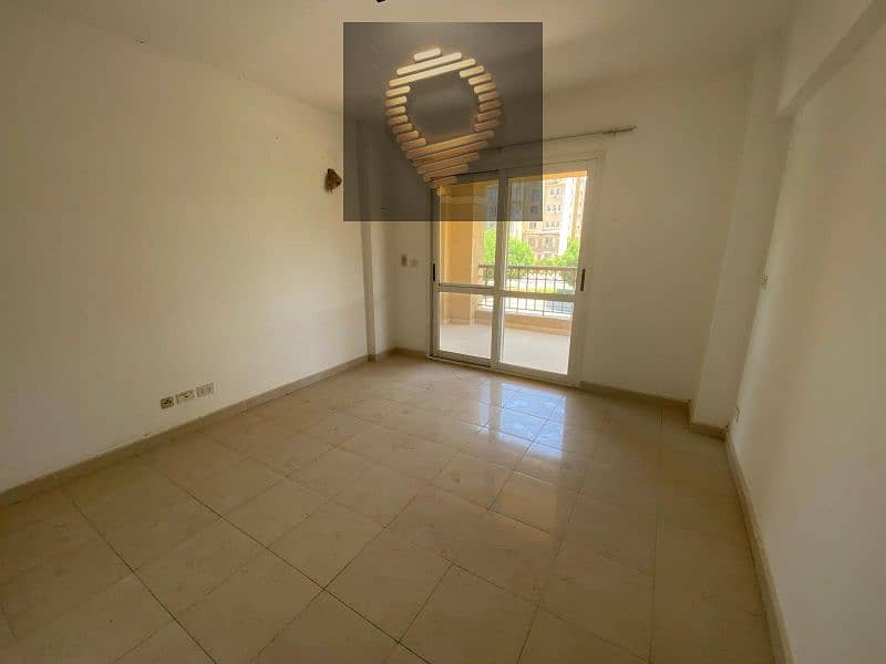 8 WhatsApp Image 2025-12-14 at 16.44. 49_f84ba3e7. jpg