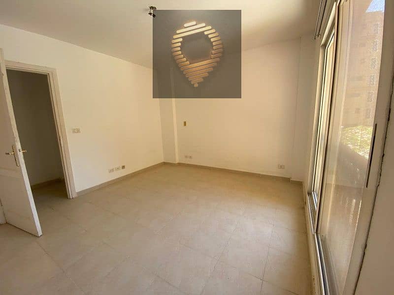 10 WhatsApp Image 2025-12-14 at 16.44. 54_4ecce766. jpg