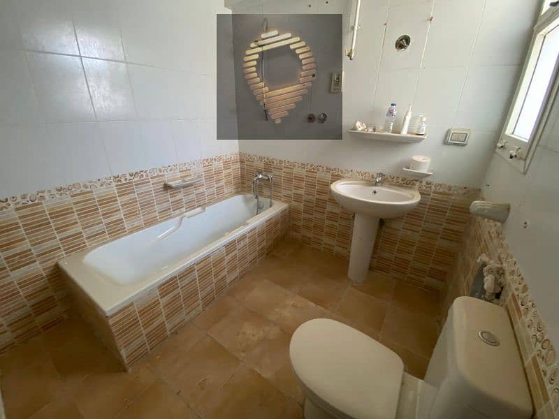 18 WhatsApp Image 2025-12-14 at 16.44. 51_b47f3ddf. jpg