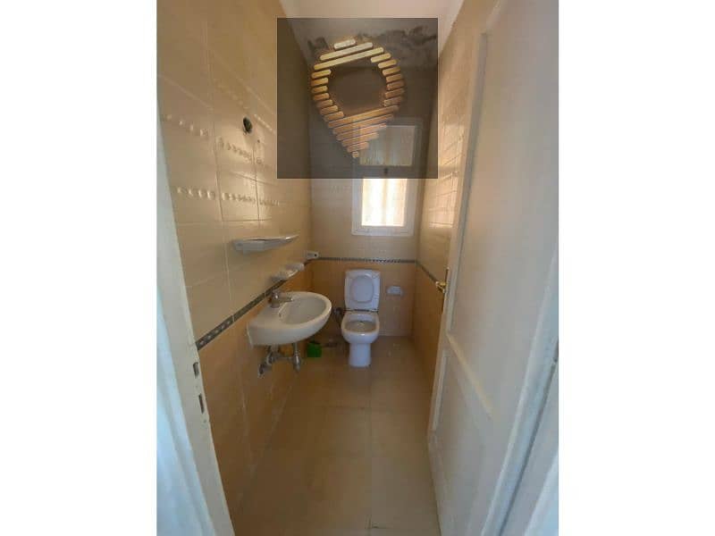 24 WhatsApp Image 2025-12-14 at 16.45. 04_ebf6840f. jpg