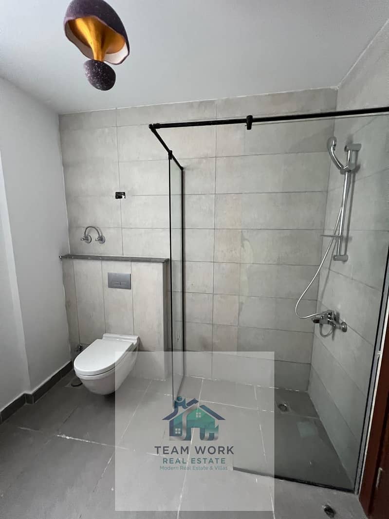 9 70273c92-3176-4a10-95d4-1e305b3235a9. jpg