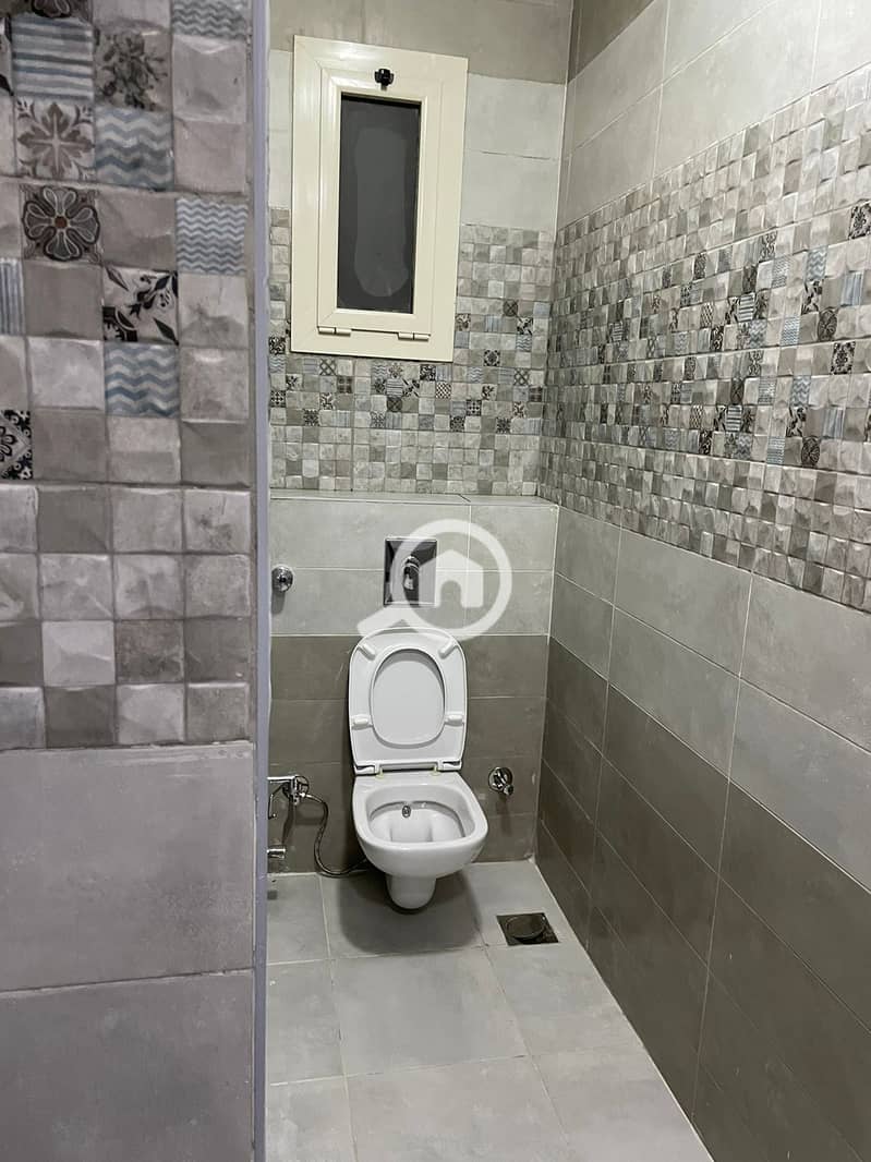 16 WhatsApp Image 2025-12-22 at 4.20. 41 PM. jpeg