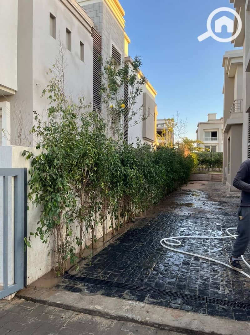 17 WhatsApp Image 2025-12-22 at 4.20. 43 PM (1). jpeg