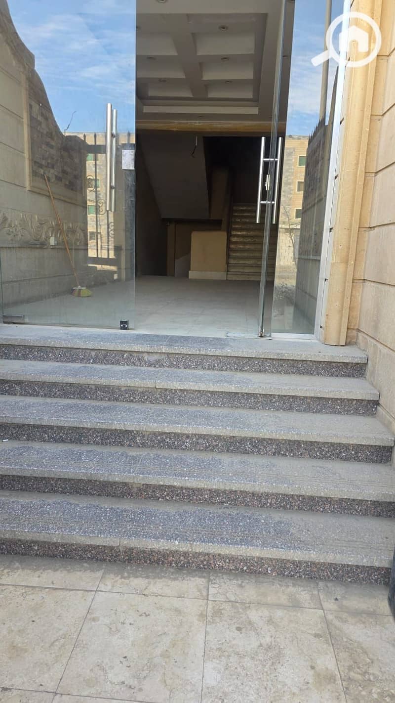 5 WhatsApp Image 2025-12-03 at 16.28. 38_4868da7c. jpg