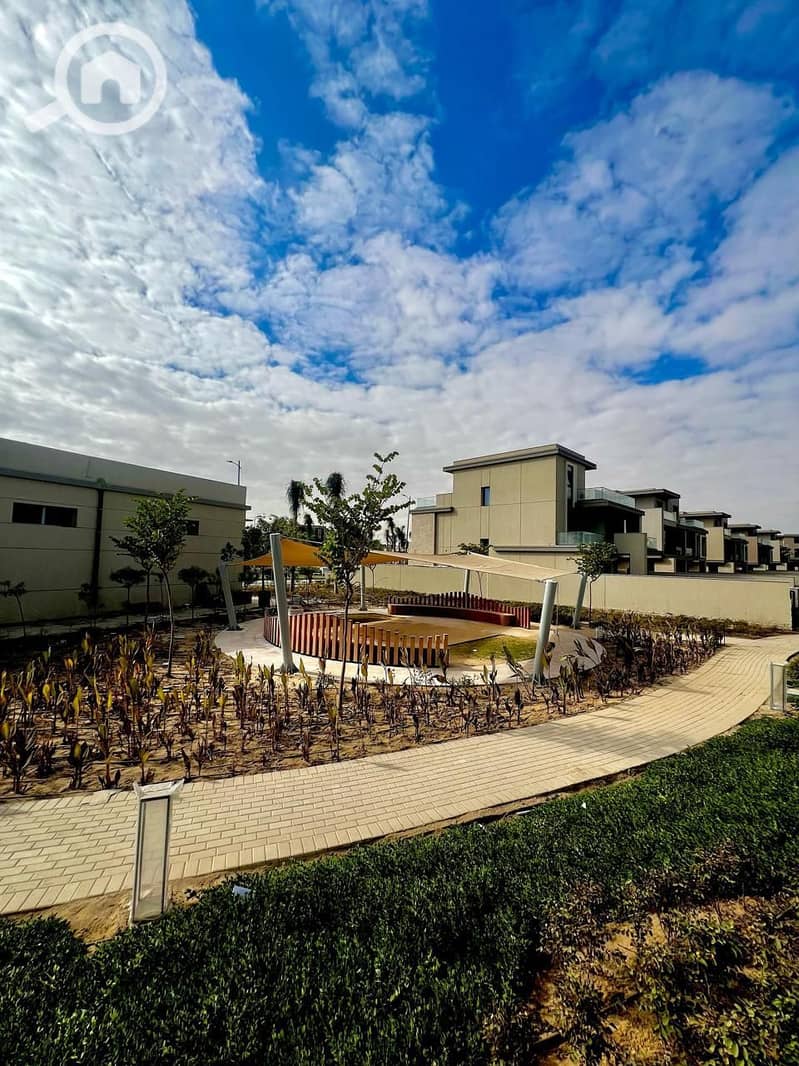 6 c59480b6-f4dd-4c89-b195-d36c3fb57f0f. JPG