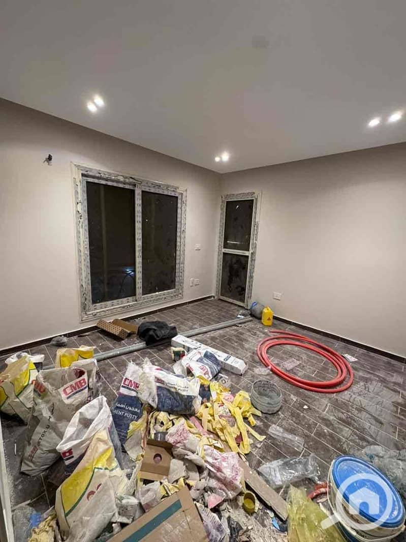 6 004567f7-f70e-420f-a270-98431e674bfb. jpg