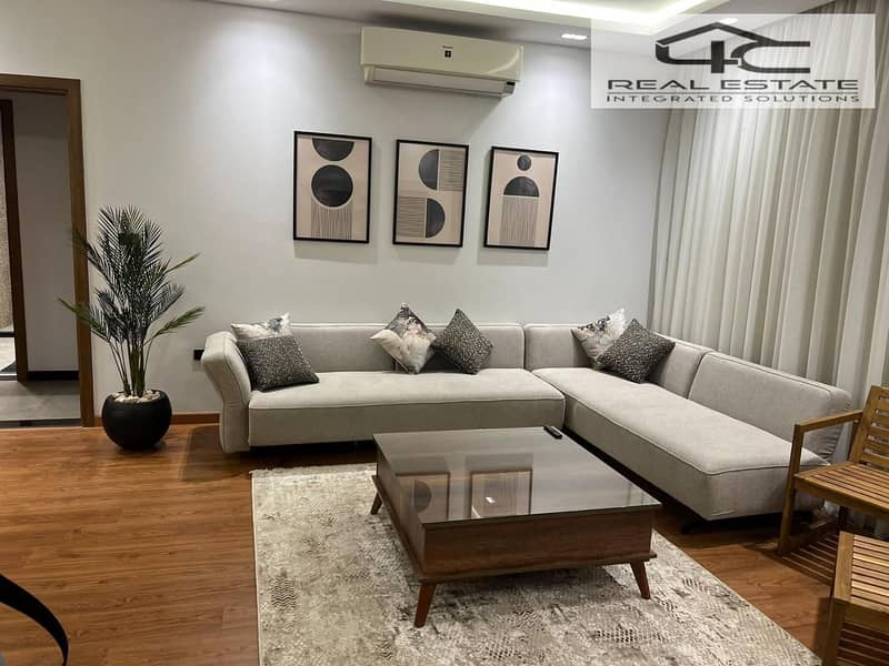 12 WhatsApp Image 2025-12-11 at 16.29. 09 (2). jpeg