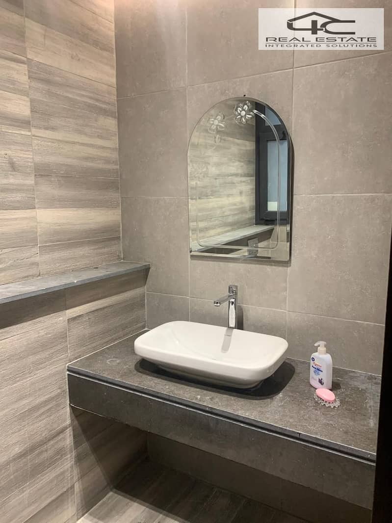 4 WhatsApp Image 2025-12-22 at 12.52. 06 PM (2). jpeg