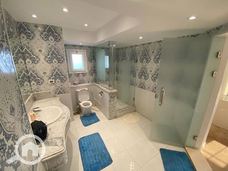 16 521df2c7-c4e5-4f56-8231-2af61401b618. jpg