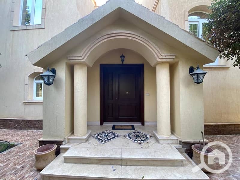 17 93485d6d-8326-43ed-853b-8c3f829e47a6. jpg