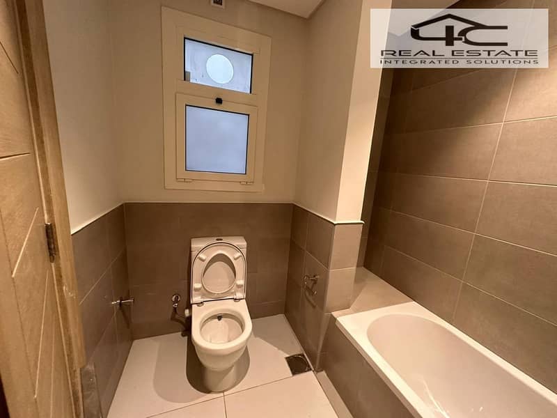 7 WhatsApp Image 2025-12-14 at 13.23. 24 (2). jpeg