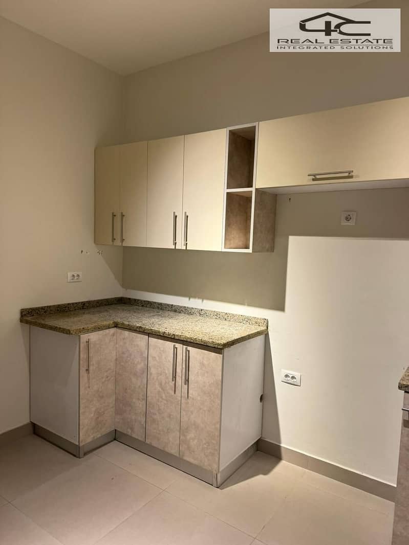 11 WhatsApp Image 2025-12-14 at 13.23. 26 (2). jpeg