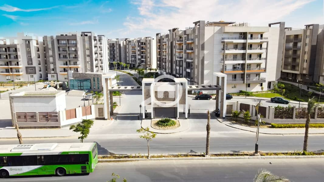 4 9b861e47-85c8-4972-b9d9-5f958664b3b6. jpg