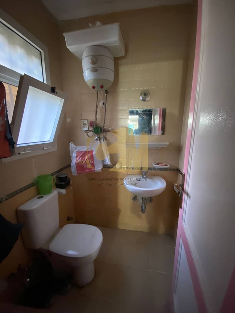 9 17f78a9d-c172-46c0-8fcd-5f83b25b36c3. jpeg