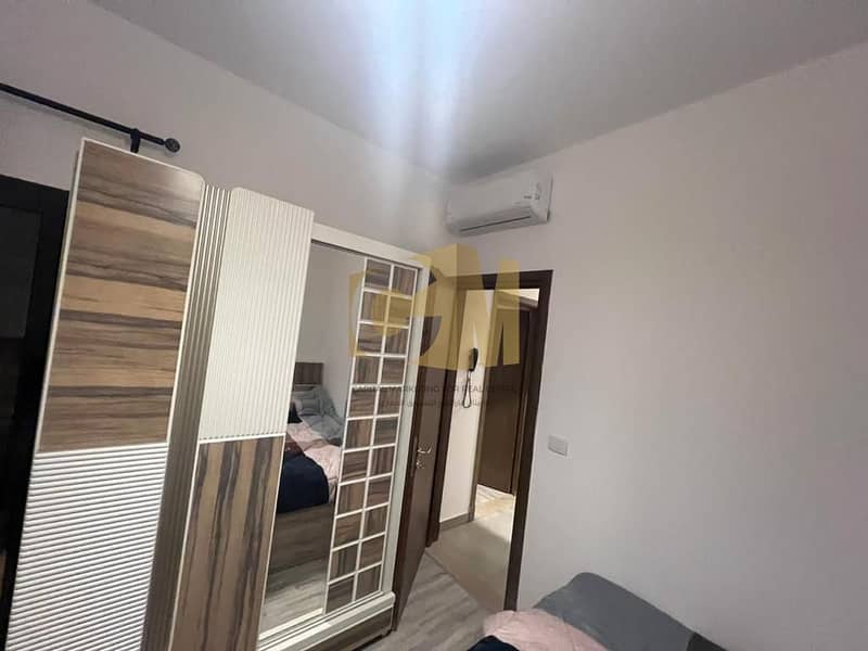 5 15c63522-69f4-4fdb-b8c1-80752678262e. jpeg