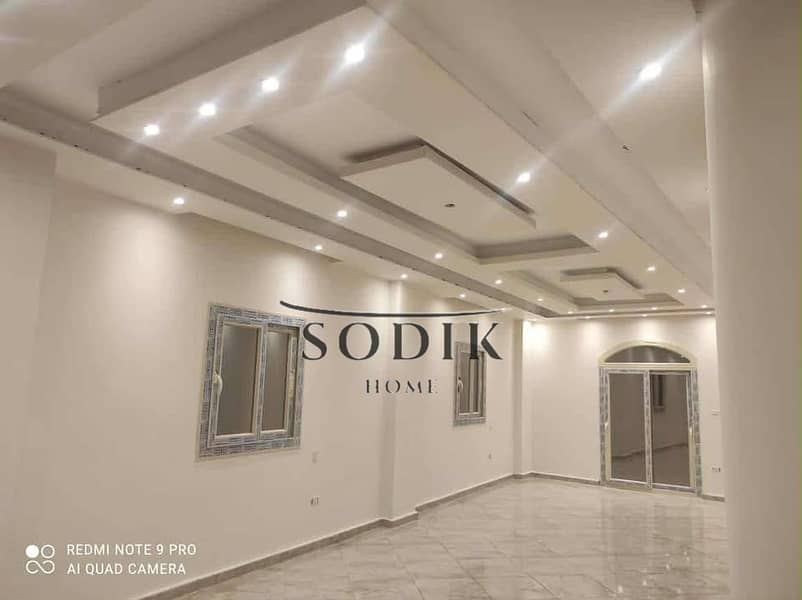 2 1dd0efc0-a60d-4af9-b39f-d4ac4b5a3374. jpg