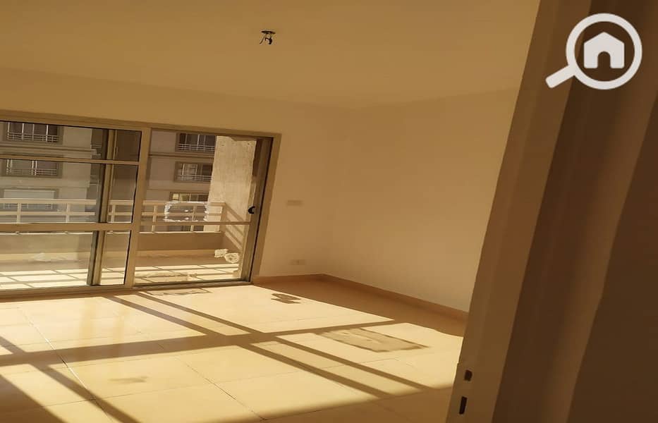 2 3cc8685f-46cc-45ee-b778-fc8131c345f7. jpg