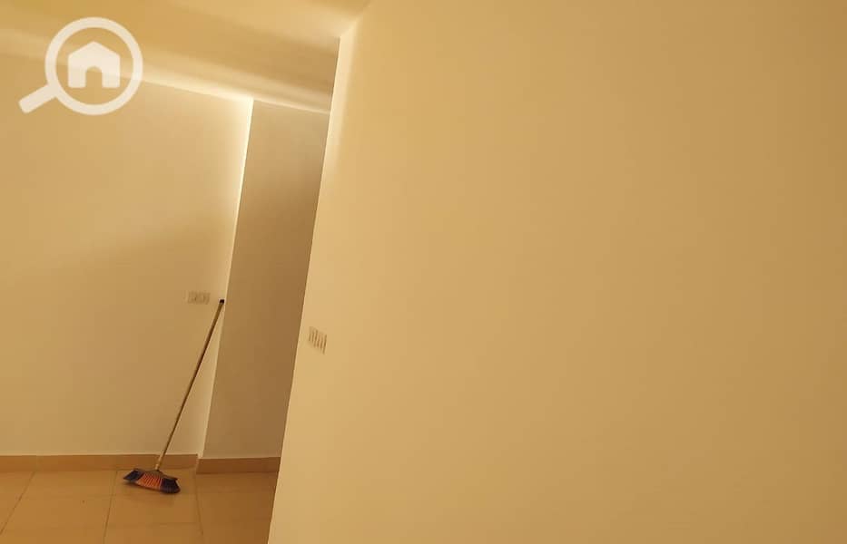 5 58e0bf1c-8242-4c04-afe4-e10862dfc8c0. jpg