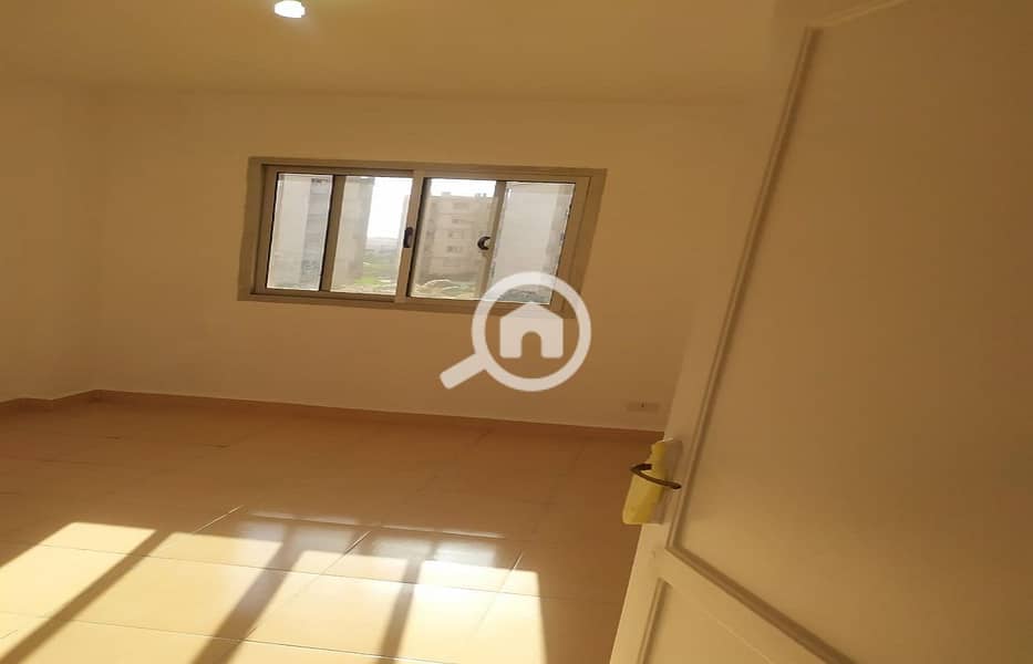 13 e8af1283-612a-4213-bd0e-11a3d7f903b2. jpg