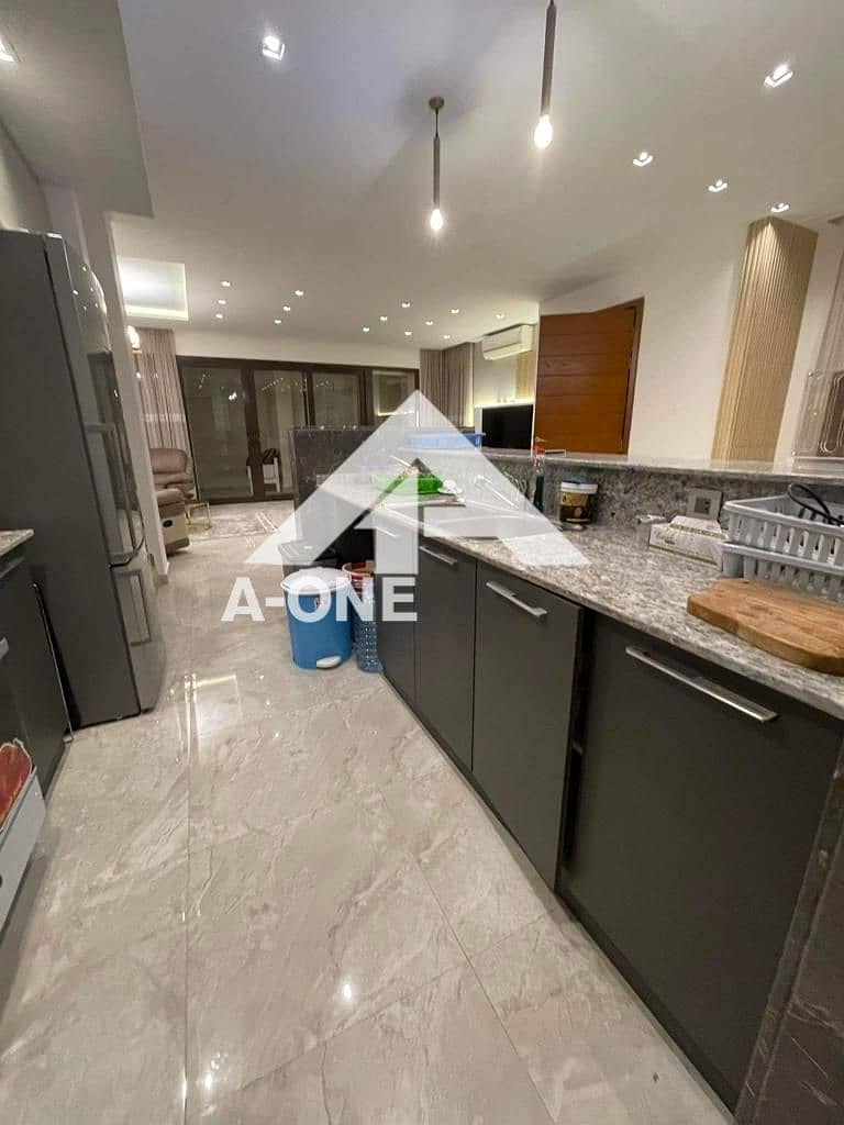 8 bc7c43ca-954c-49fd-bb2f-15dac00a5e16. jpg