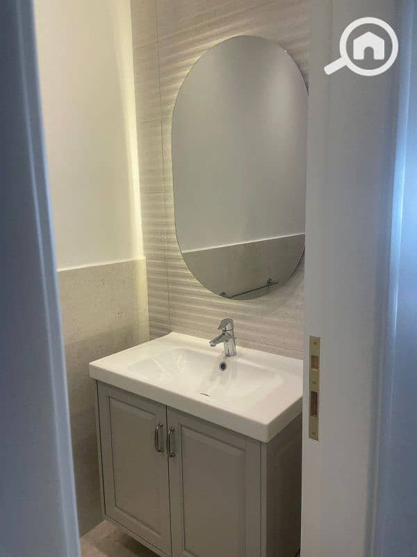 4 WhatsApp Image 2025-11-02 at 11.47. 25_264f93e5. jpg