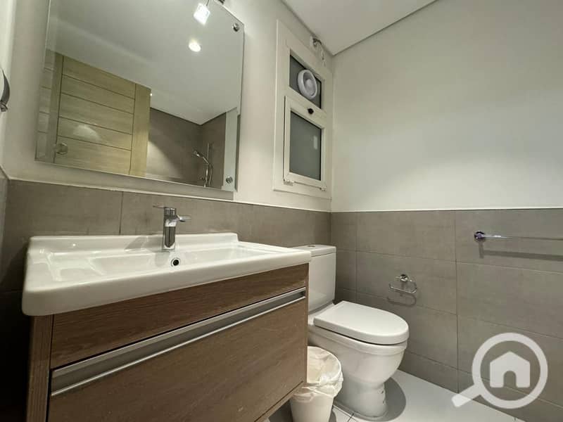 10 IMG-20251219-WA0115. jpg