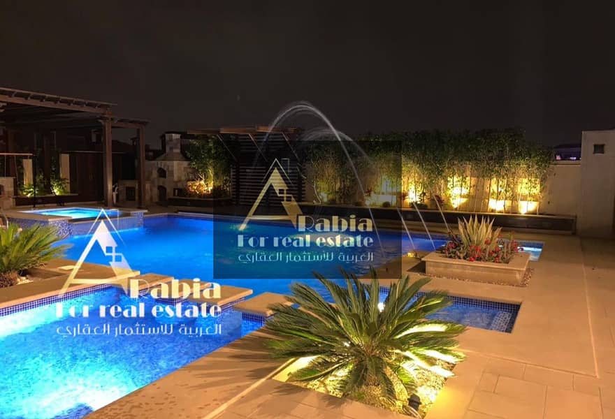 12 41591e93-7918-43a2-aa83-1dc25ac71c35. jpg