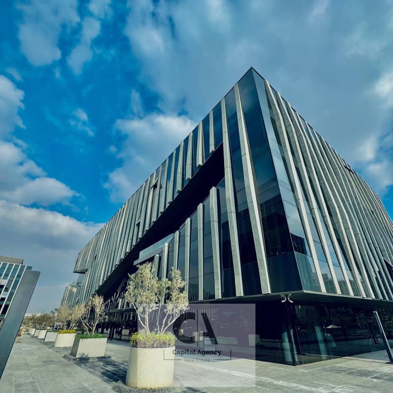 2 5cb317e0-d53c-456e-a8fc-005348d5b6c6. jpg