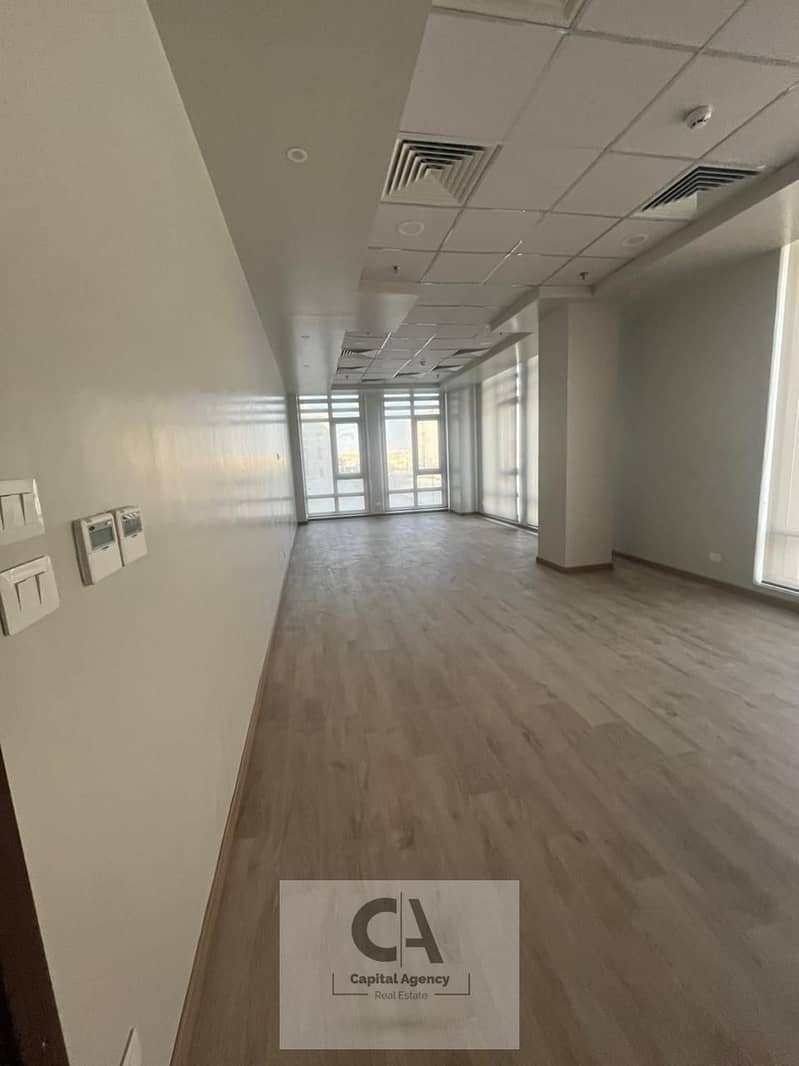 2 8e6cb72d-c844-428f-a806-2c520ce0f1a7. jpg