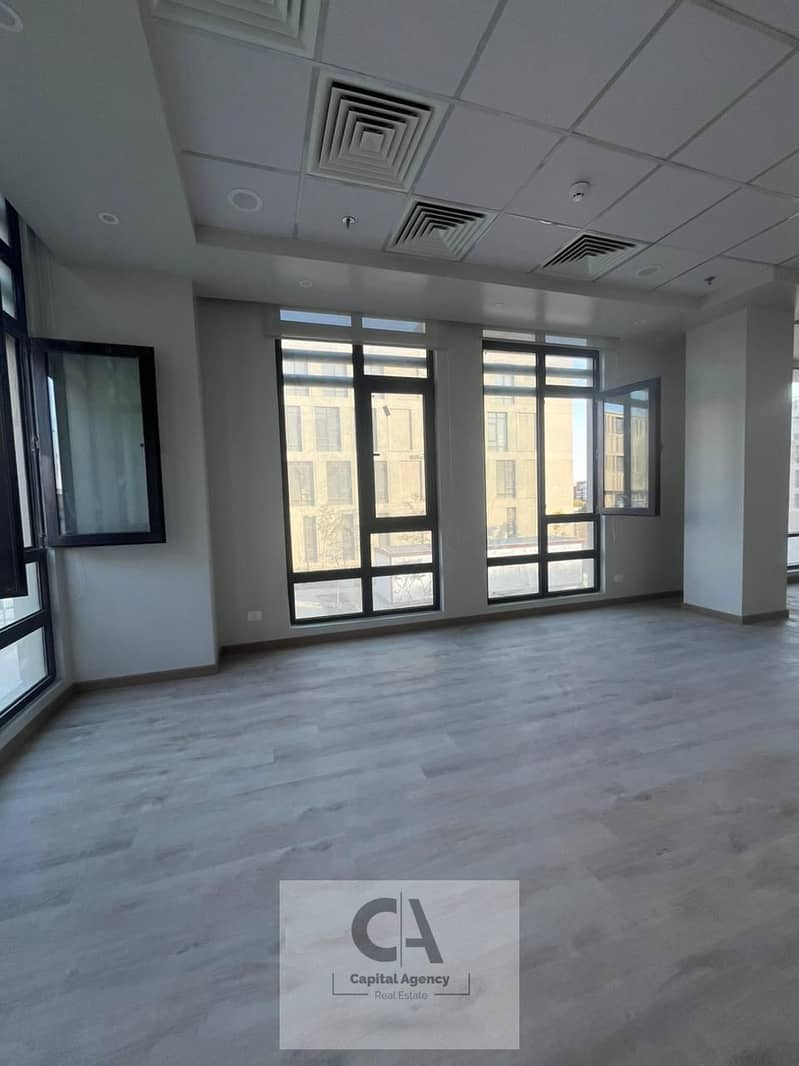 3 119456ae-e42f-4ea2-a1a7-c1646eb0c1f7. jpg