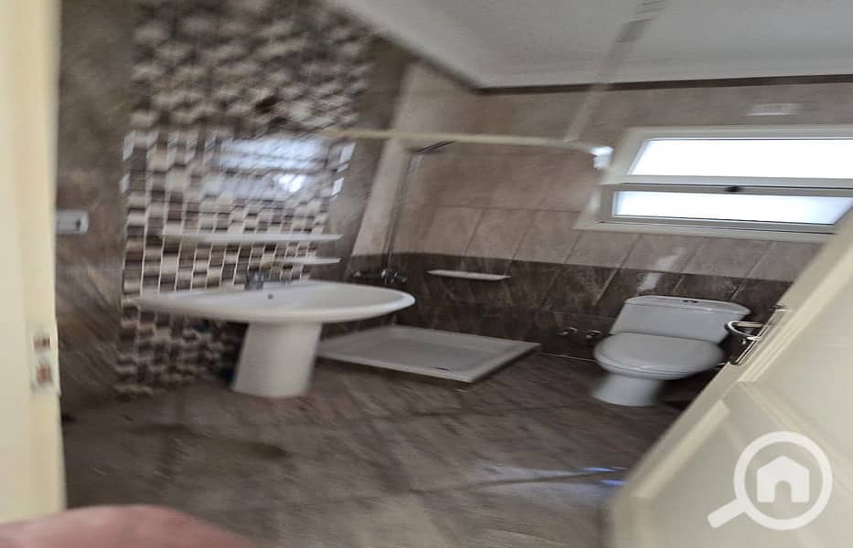 7 33afd86b-85dd-423c-bf3d-8ec9dbd19cd9. jpg