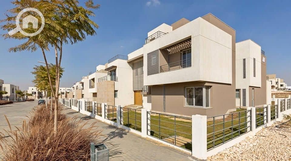 7 569061334_1153515016752548_5587233994287501856_n. jpg