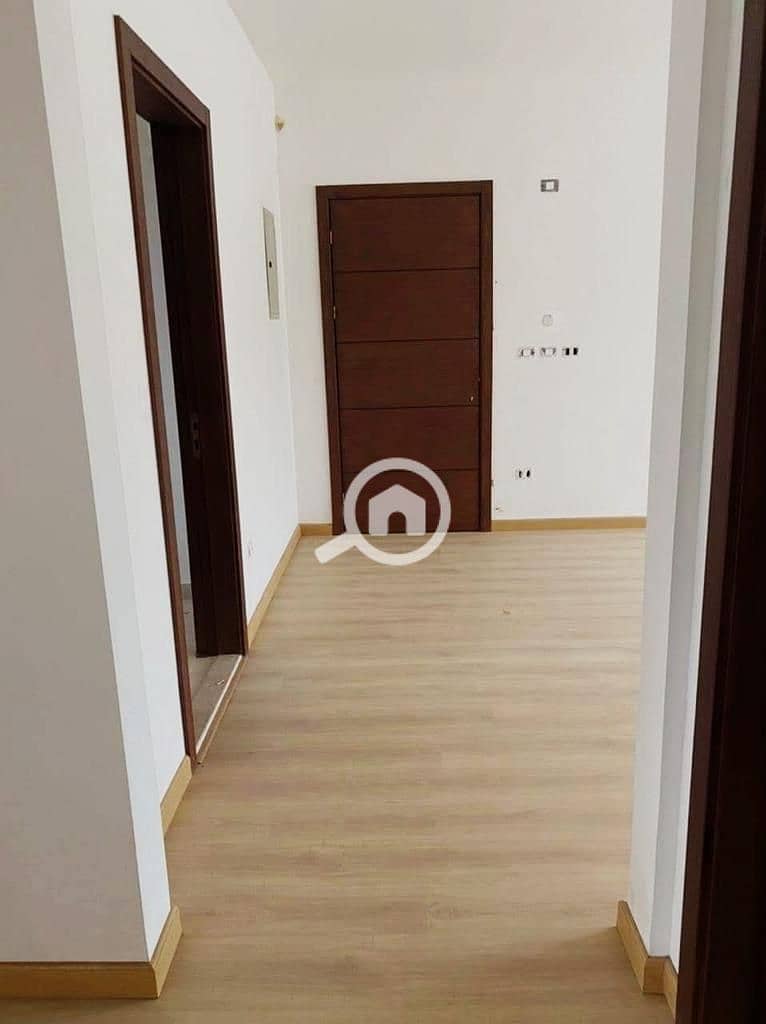 7 WhatsApp Image 2024-10-22 at 12.32. 58 AM. jpeg