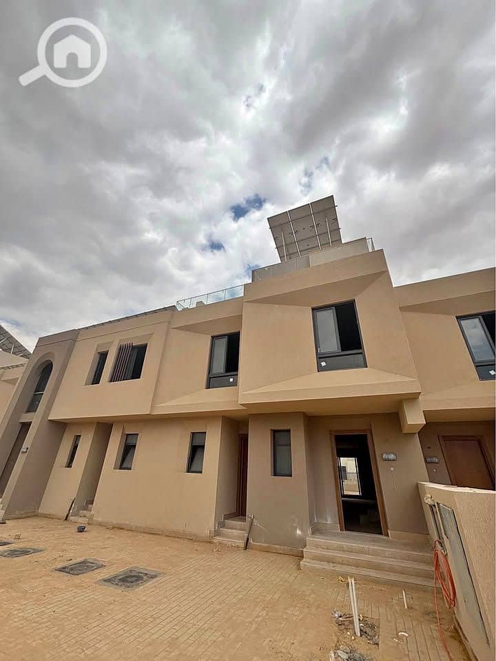 8 489738214_986838043606957_8754312125345319988_n. jpg