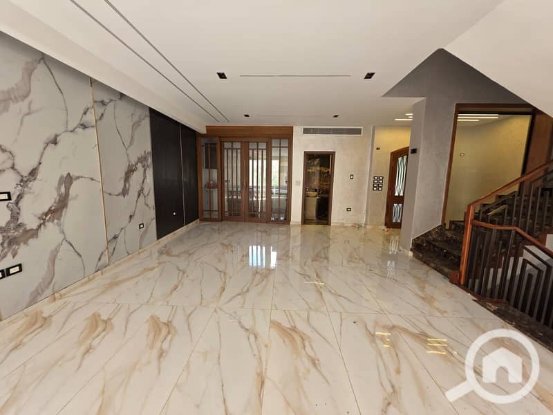 6 WhatsApp Image 2025-12-07 at 2.12. 13 PM (1). jpeg