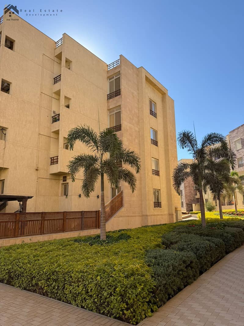 5 WhatsApp Image 2025-12-21 at 14.20. 03_8bf5e5c7. jpg