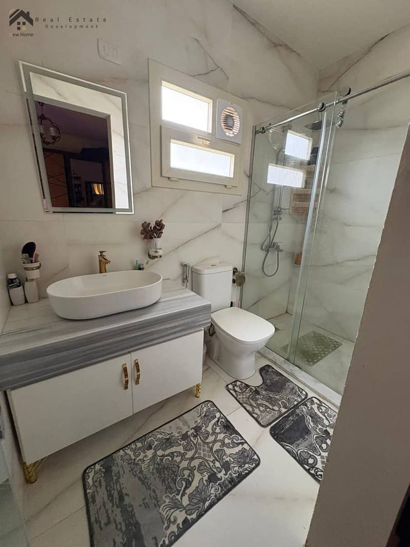 4 WhatsApp Image 2025-12-21 at 14.10. 26_021f6658. jpg