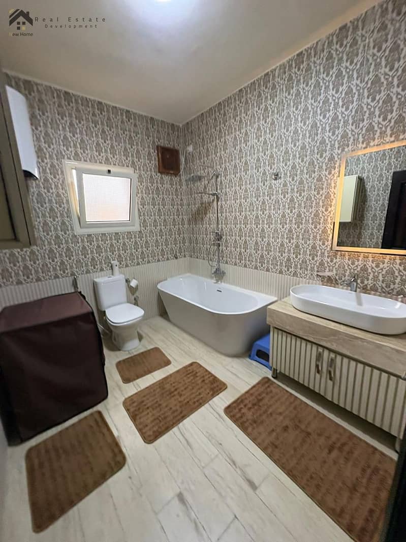 5 WhatsApp Image 2025-12-21 at 14.10. 26_5287d750. jpg